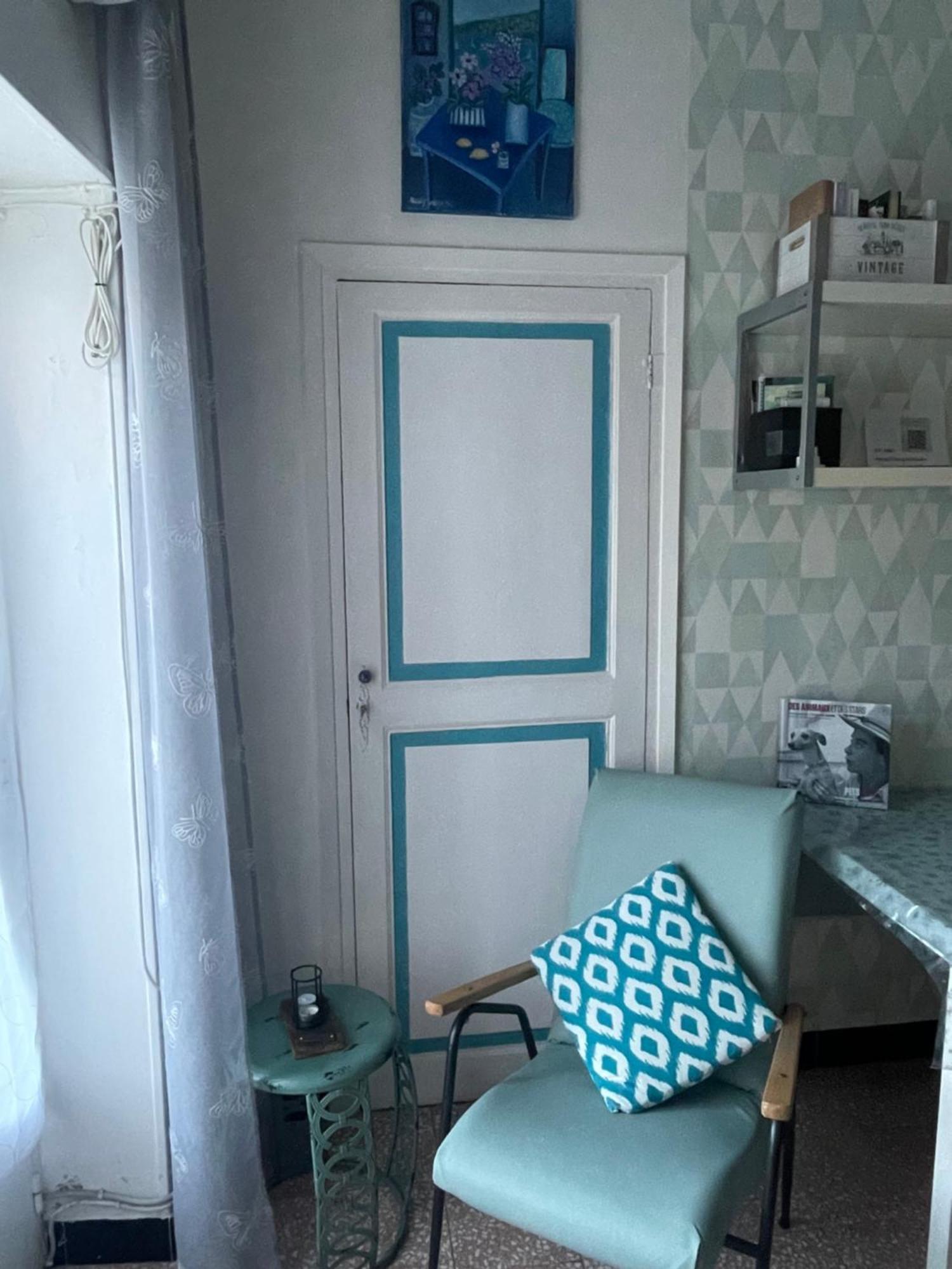 Welcome In The Cozy Blue Nest Pedestrian Menton Luaran gambar