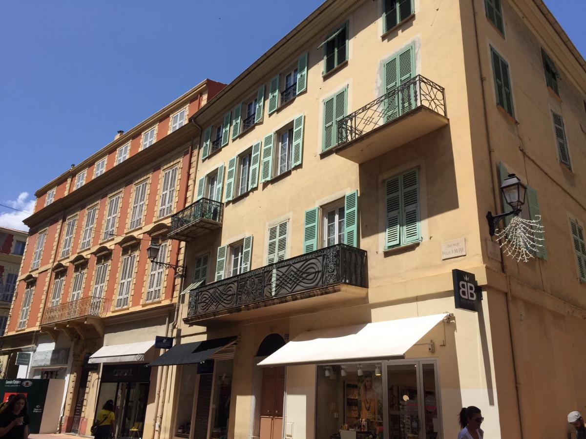 Welcome In The Cozy Blue Nest Pedestrian Menton Luaran gambar